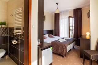 Отели типа «постель и завтрак» Pensjonat Solar Мельно Двухместный номер с 1 кроватью или 2 отдельными кроватями и балконом-13